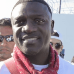 Akon arrives in Jamnagar : अनंत अंबानी-राधिका मर्चेंट के प्री-वेडिंग कार्यक्रम के लिए एकॉन जामनगर पहुंचे