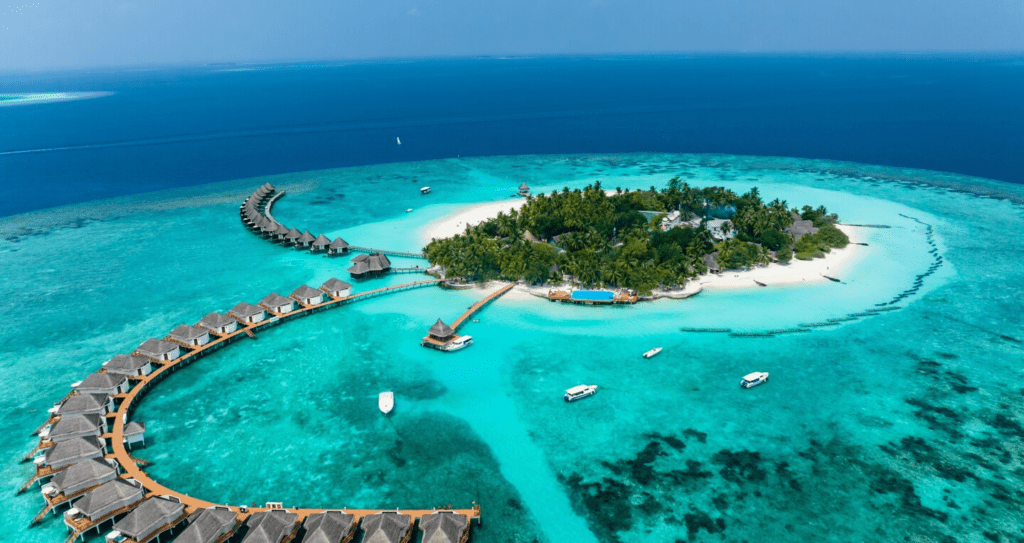 मालदीव जाने वाले भारतीय पर्यटको की संख्या में 33 प्रतिशत की गिरावट