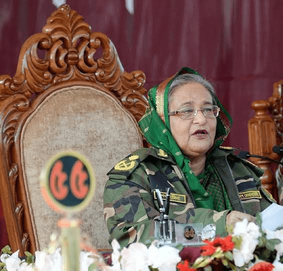 Military Coup in Bangladesh: सेना ने संभाली कमान शेख हसीना ने दिया इस्तीफ़ा, शेख़ हसीना हिंडन एयर बेस पहुंचीं।