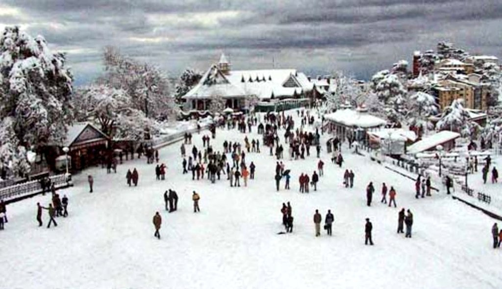 IMD Issues Dense Fog, Cold Day, and Rain Alarms for North India; Fresh Snowfall in Himachal