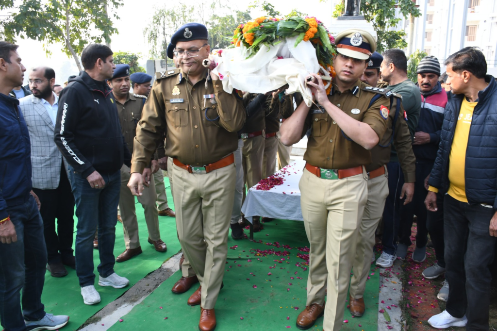 Heartfelt Tributes to Martyred STF Inspector Sunil Kumar with State Honors