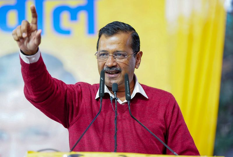 EC asks Kejriwal to prove Yamuna poisoning claims by 8 pm Wednesday