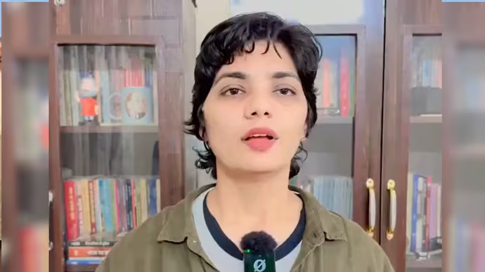 Bhojpuri Singer Neha Singh Rathore Faces FIR for Criticizing Modi Government Over Pahalgam Attack: A Look at the Controversy Bhojpuri Singer Neha Singh Rathore Faces FIR