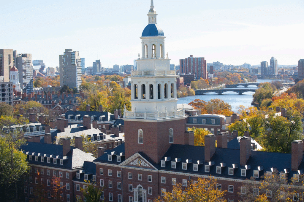 Trump Grants Harvard 30-Day Window to Contest International Student Ban in Ongoing Federal Clash Trump Grants Harvard 30-Day Window to Contest International Student Ban in Ongoing Federal Clash