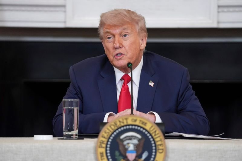 Trump Denies Macron Ceasefire Claim