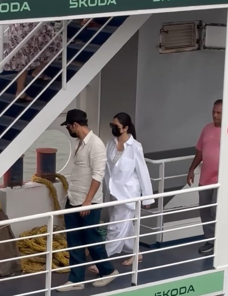 Is Katrina Kaif Pregnant? Actress' Oversized Look with Vicky Kaushal Sparks Pregnancy Buzz Again
