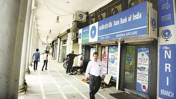 Bank Holidays This Week (July 21–28, 2025): Full List Including and Weekend Offs