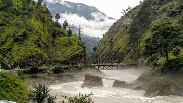 Jammu and Kashmir Cloudburst: 12 Dead in Kishtwar’s Chasoti Village, Omar Abdullah Briefs Amit Shah
