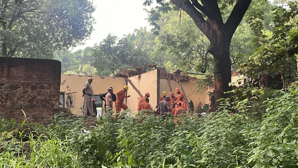 Humayun Tomb Collapse in Delhi