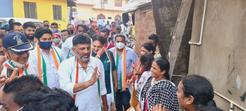 Karnataka Leadership Row: Siddaramaiah and Shivakumar Clash Over Chief Minister Post