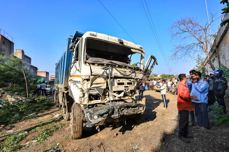 Jaipur Tragedy: 14 Dead, 10 Injured as Dumper Truck Ploughs into Vehicles in Harmada