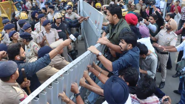 FIR Filed Against Unidentified Outsiders, Students for November 10 Violence at Panjab University