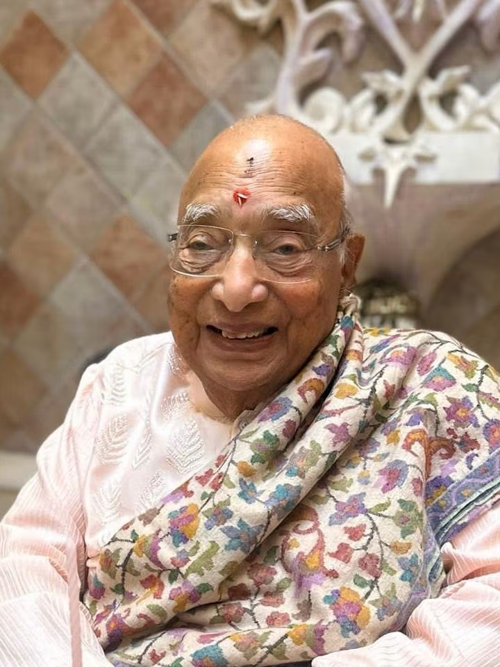 Lakshmi Mittal’s Father and Veteran Industrialist Mohan Lal Mittal Passes Away at 99; PM Modi Expresses Grief
