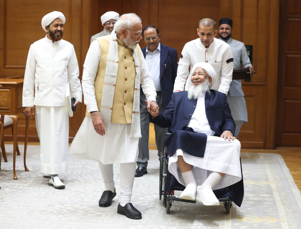 PM Narendra Modi Meets Grand Mufti Sheikh Abubakr Ahmad, Discusses Social Harmony and Education