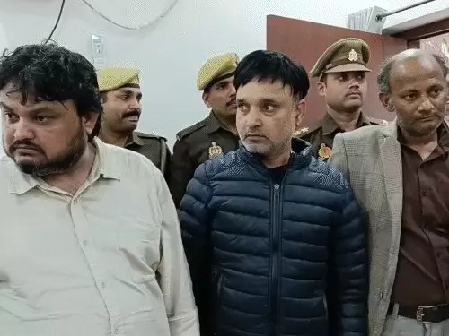 Kanpur Fake Marksheet Racket Busted: 900 Forged Degrees Seized, Mastermind Arrested