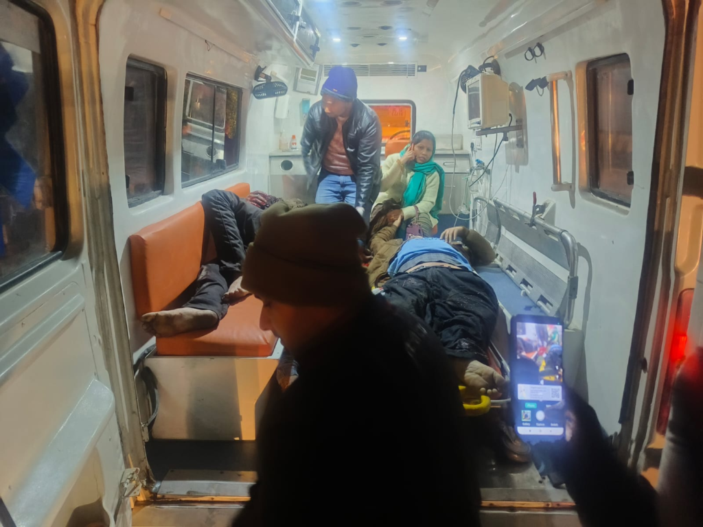 Mathura Road Accident: 6 Killed as Container Truck Hits Bus on Yamuna Expressway, CM Yogi Orders Probe